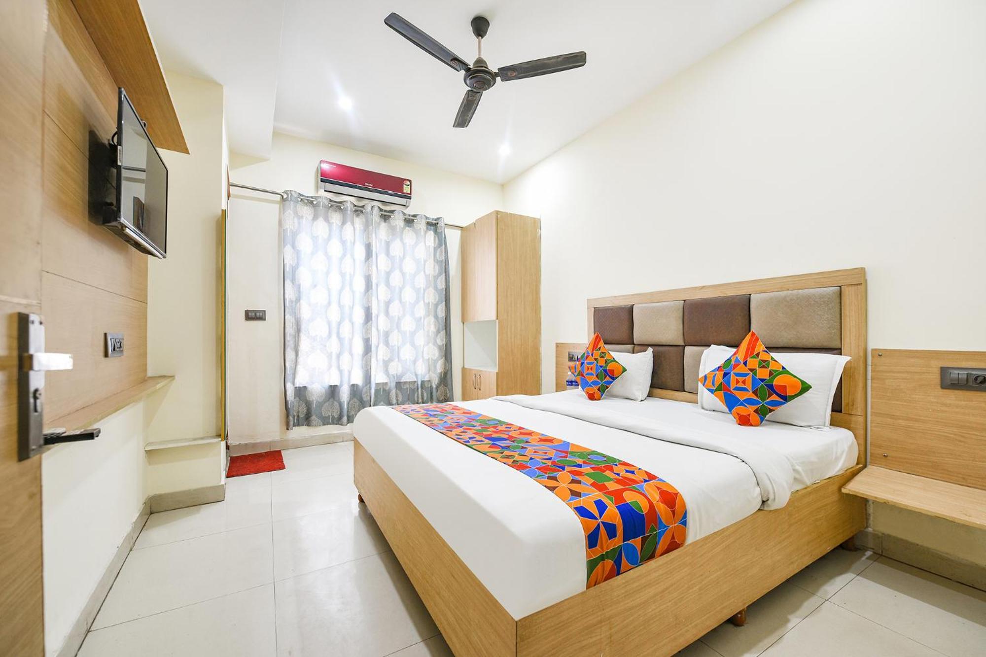 Fabescape Panchkula Motels Bagian luar foto